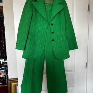Green Women’s Suit Set